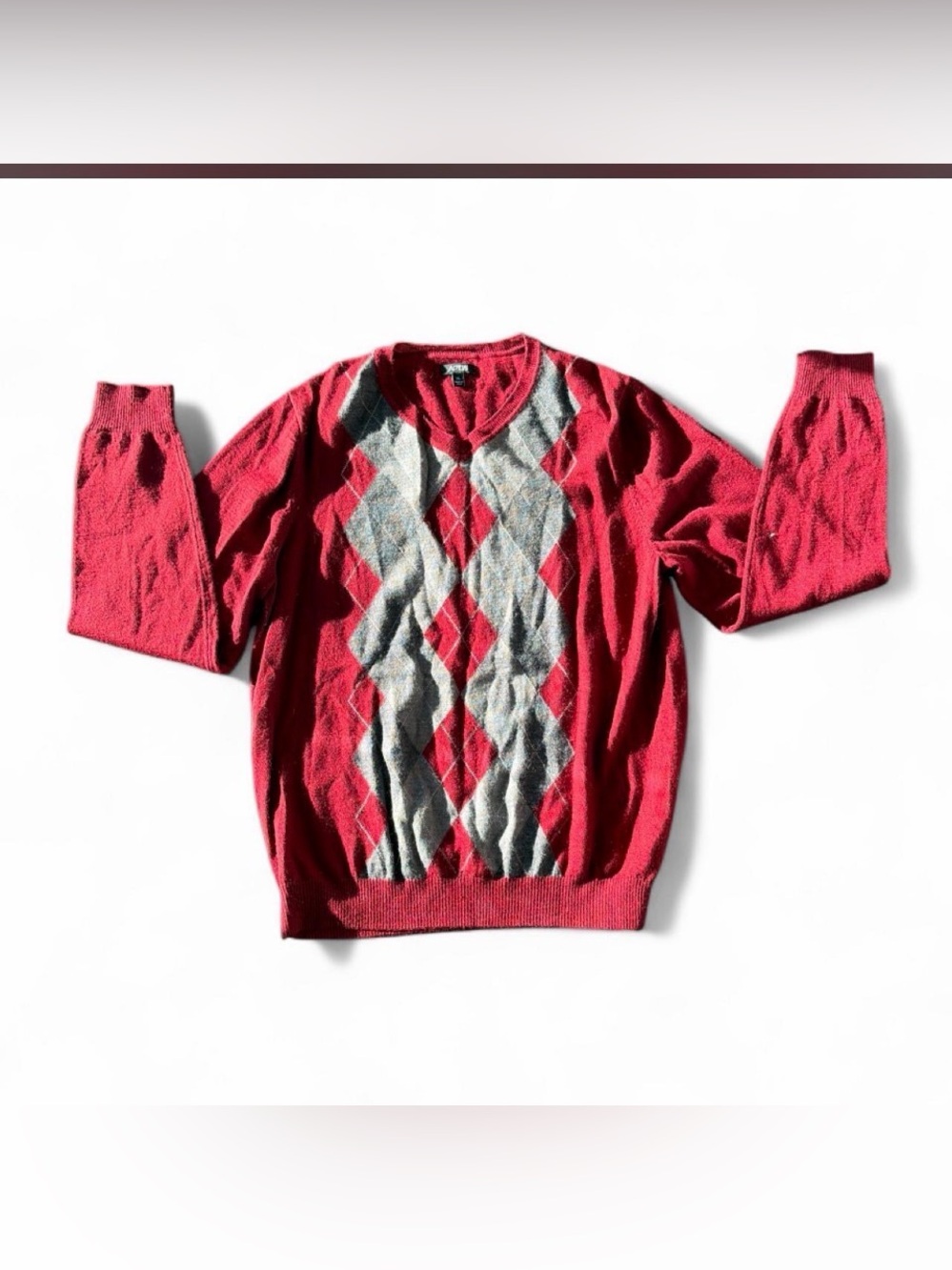 APT 9 Red Argyle V-Neck Sweater with Gray Diamond Panel for women size XL